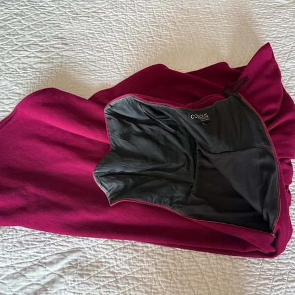 Copious Formal Statement Gown - Picture 7 of 10